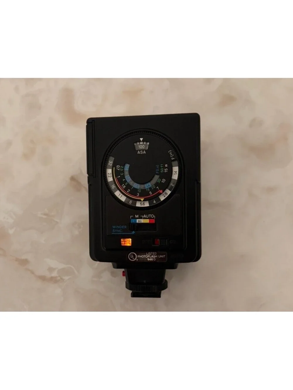 Vintage 1970s Minolta XE-7 35mm SLR Leica Design + 55mm Rokkor Lens & 200x Flash